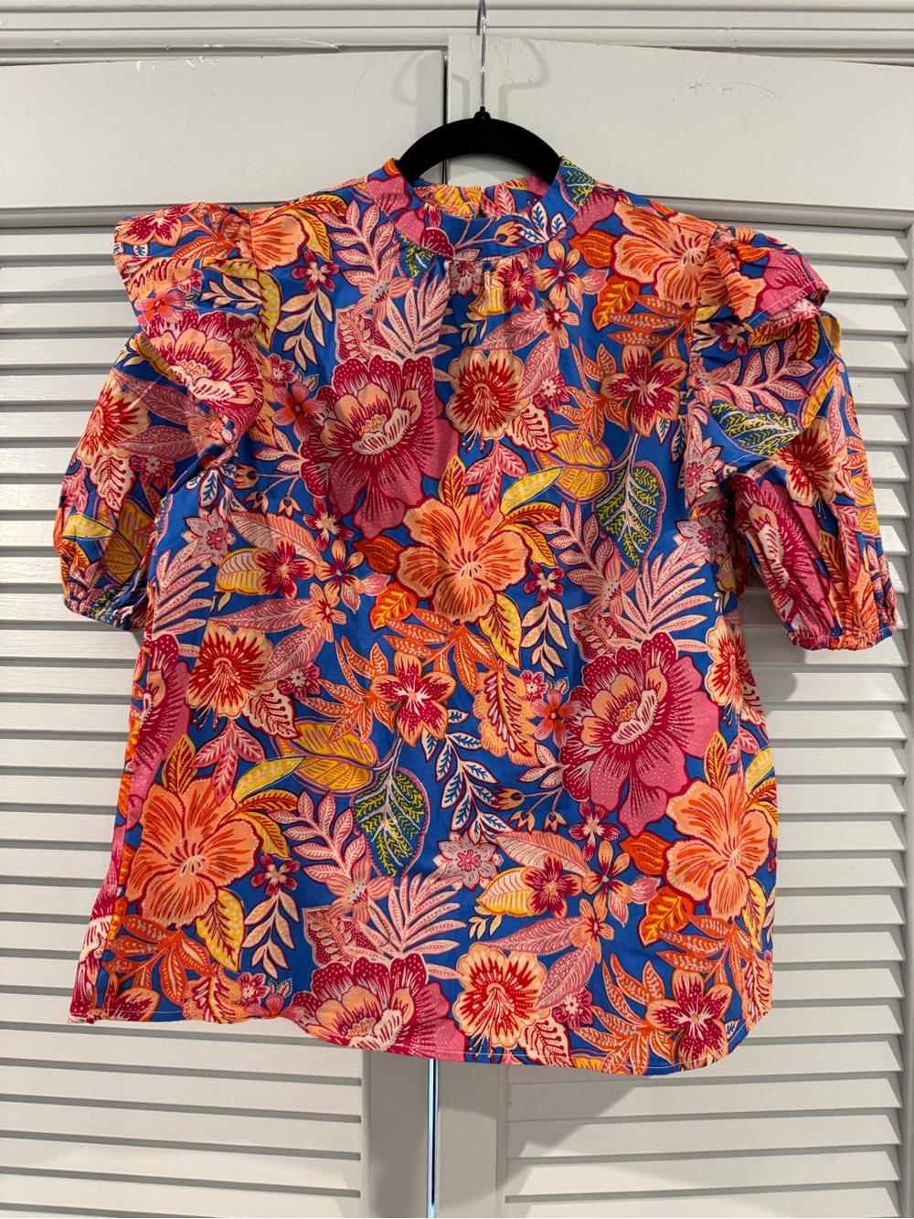 Flying Tomato Floral Ruffle Sleeve Top in Blue, Pink, Orange